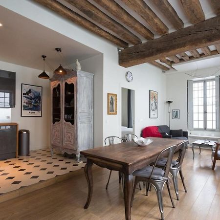 Charming Appartment In Le Marais Paris Luaran gambar