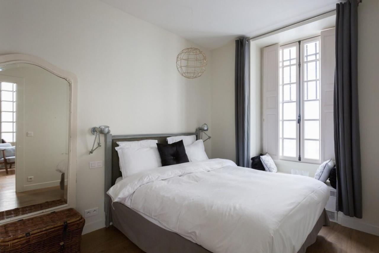 Charming Appartment In Le Marais Paris Luaran gambar